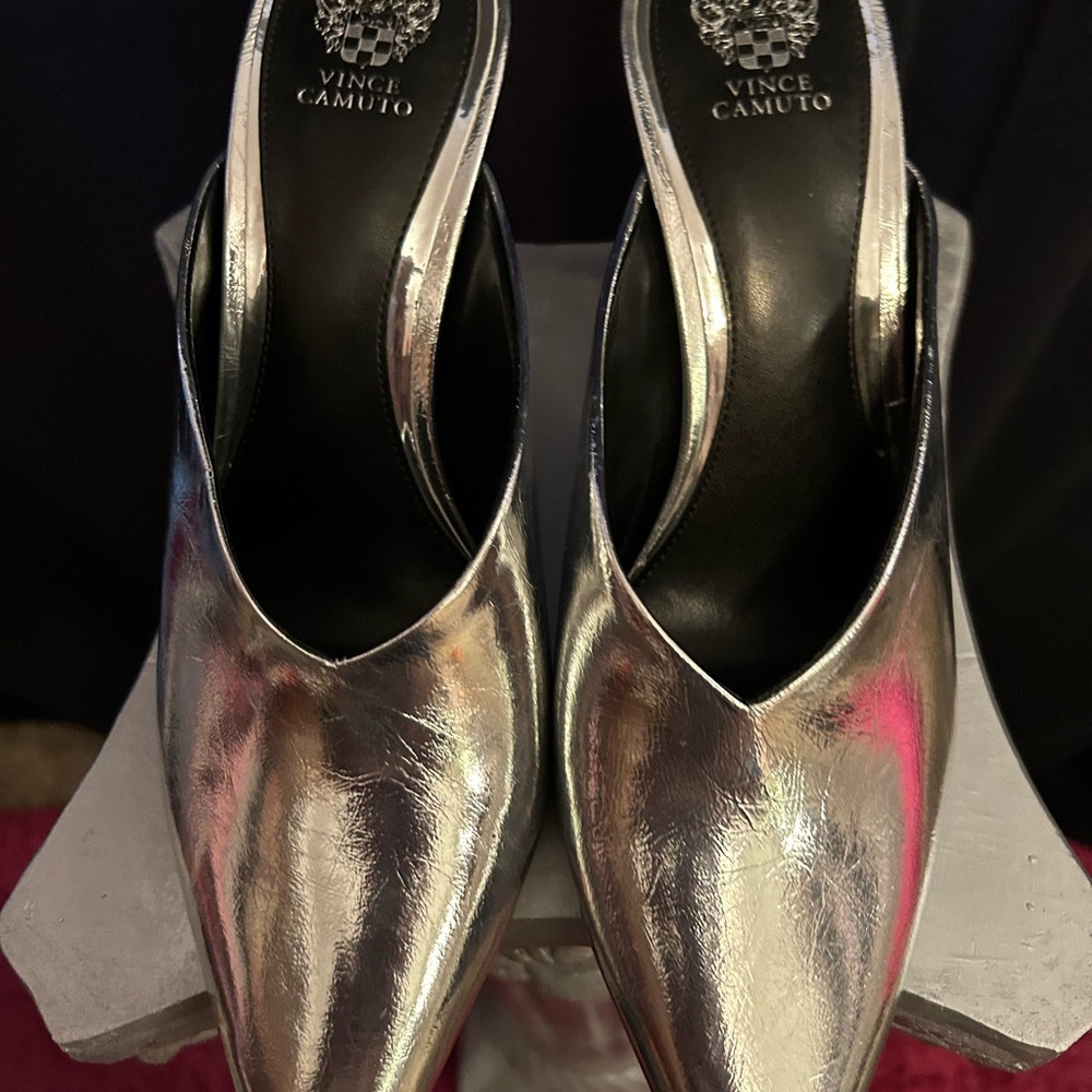 Vince Camuto Metallic Silver Mules - Picture 4 of 4